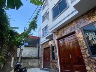 "nhà 5 tầng mới thượng cát , bắc từ liêm 40,,có thang máy, sổ vuông đẹp, đủ công năng,
