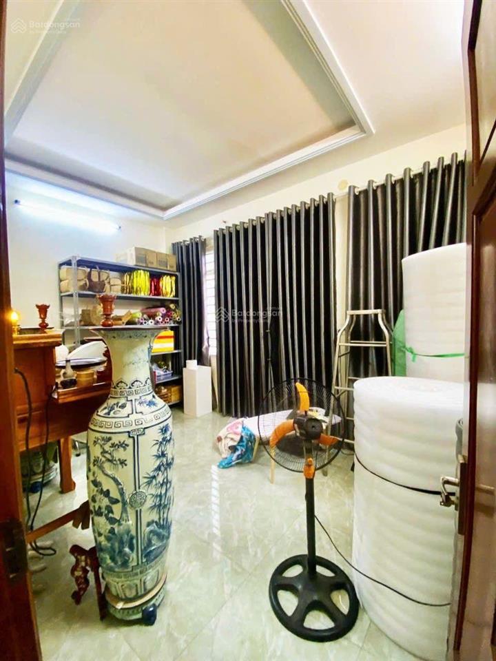 Nhà 4 tầng btct kiểu âu sang trọng, 59m2, 5pn, 4wc, hxt, gần hiệp thành city, chợ cây thị, chỉ 6 tỷ