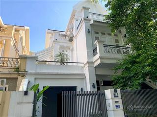Cho thuê biệt thự 4pn, 3wc, 61 triệu, 180m2 tại ciputra hà nội, giá ưu đãi