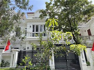 Cho thuê biệt thự 4pn, 3wc, 200m2 tại ciputra, 93 triệu vnd, tây hồ, hà nội giá cực chất