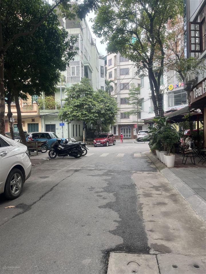 Bán nhà trần quốc hoàn, cầu giấy khu phân lô vỉa hè ô tô tránh nhau