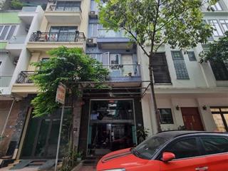 Phân lô vỉa hè ô tô tránh 8 tầng thang máy ở + kinh doanh đỉnh nhất khu