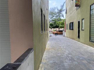 Cc bán  nhà liền kề iec lô góc  57.5m2, 5 tầng, mặt tiền 5m, hướng đông