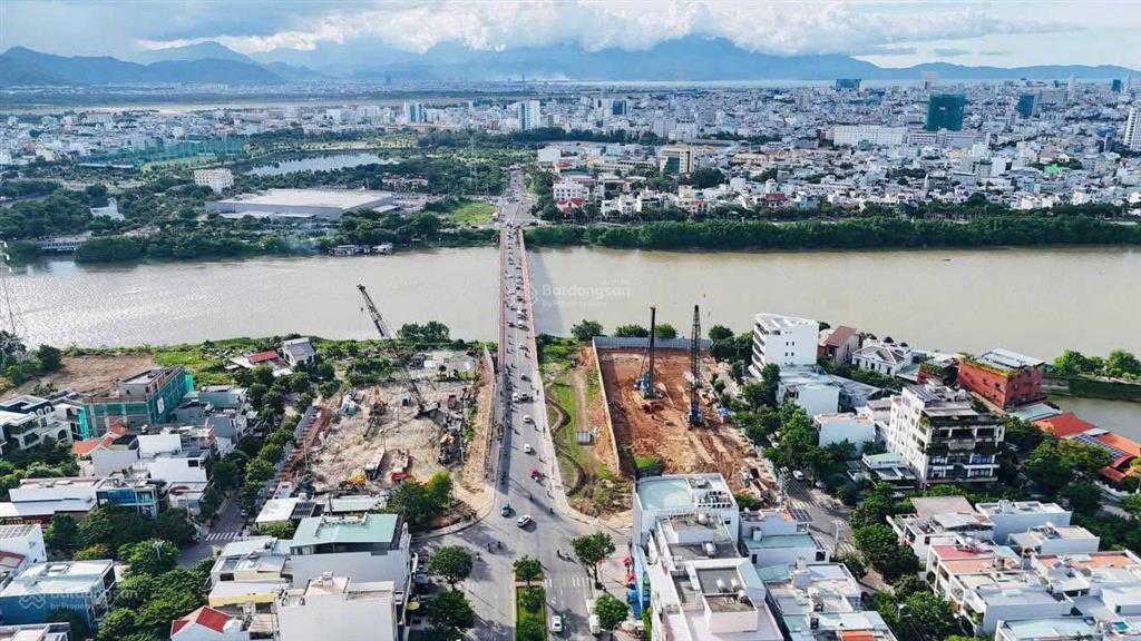 Thọ phan  quỹ ngoại giao căn hộ sân vườn 72m2 ch + 47m2 sân vườn giá tốt nhất dự án sun group