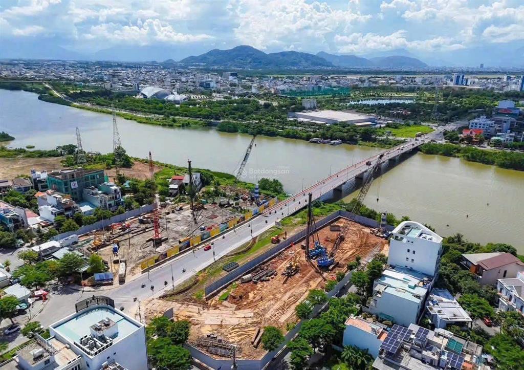 Thọ phan  quỹ ngoại giao căn hộ sân vườn 72m2 ch + 47m2 sân vườn giá tốt nhất dự án sun group