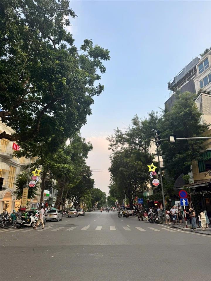 Căn hộ tập thể mặt phố vip gần ô tô đỗview đẹpđầu tư giữ tiềnkinh doanh onlinekhai thác homest