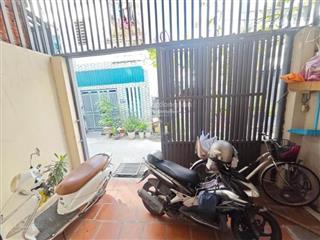 Kẹt tiền bán gấp nhà 1 trệt 1 gác  đường 38 hbc, thủ đức (còn bớt lộc cho ai thiện chí)