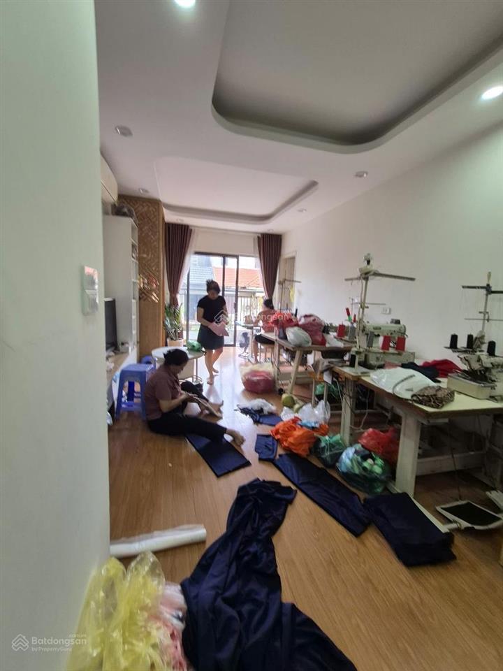 Bán căn cc 151 nguyễn đức cảnh, hoàng mai  2 pn, về ở ngay