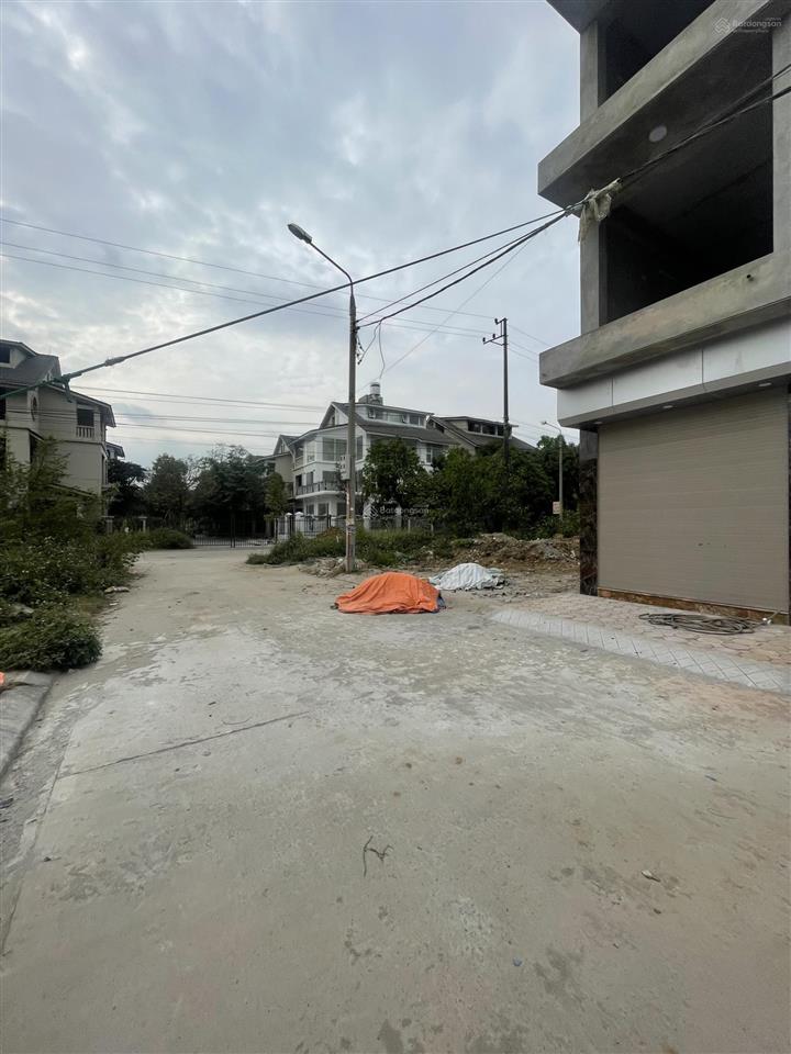 Bán đất đấu giá ceo sài sơn quốc oai | 100m2 | 2 mặt tiền ô tô | mt 5m | giá tốt, sđcc, sẵn gd