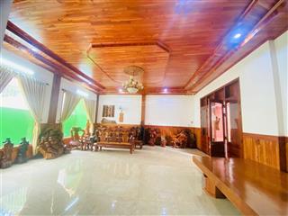 Cc bán nhà vườn 975m2 đường cách mạng tháng 8  tp pleiku, gia lai, gần quảng trường, 8 tỷ tl