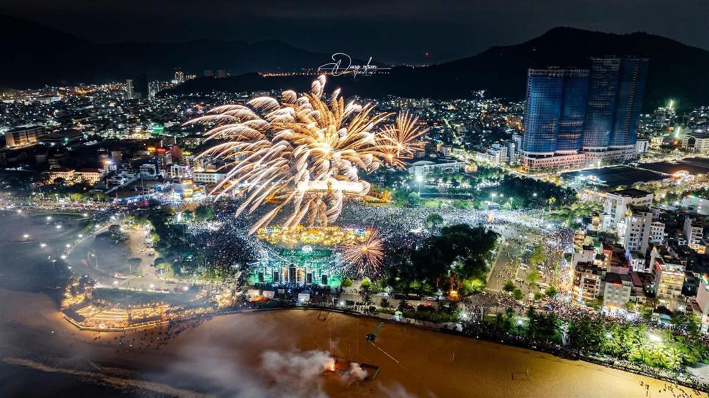 Căn 2pn  2wc  giá chỉ 2,7 tỷ  tầng 3x  (toà b) căn hộ the sailing quy nhơn. giá siêu rẻ