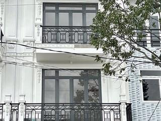Bán nhà mặt tiền đường số 15 kdc 586 gần chợ, gần ubnd quận, mới hoàn thiện 100%