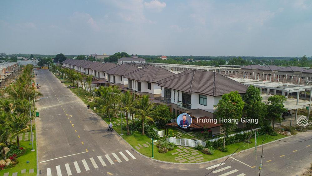 Nhà phố trục quốc lộ 13, bình dương đã có sổ, sang tên công chứng ngay giá từ 2,19 tỷ/căn 100m2