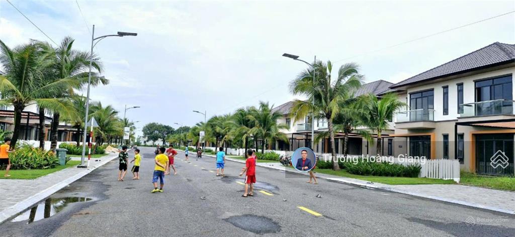 Nhà phố trục quốc lộ 13, bình dương đã có sổ, sang tên công chứng ngay giá từ 2,19 tỷ/căn 100m2