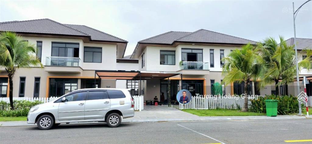 Nhà phố trục quốc lộ 13, bình dương đã có sổ, sang tên công chứng ngay giá từ 2,19 tỷ/căn 100m2