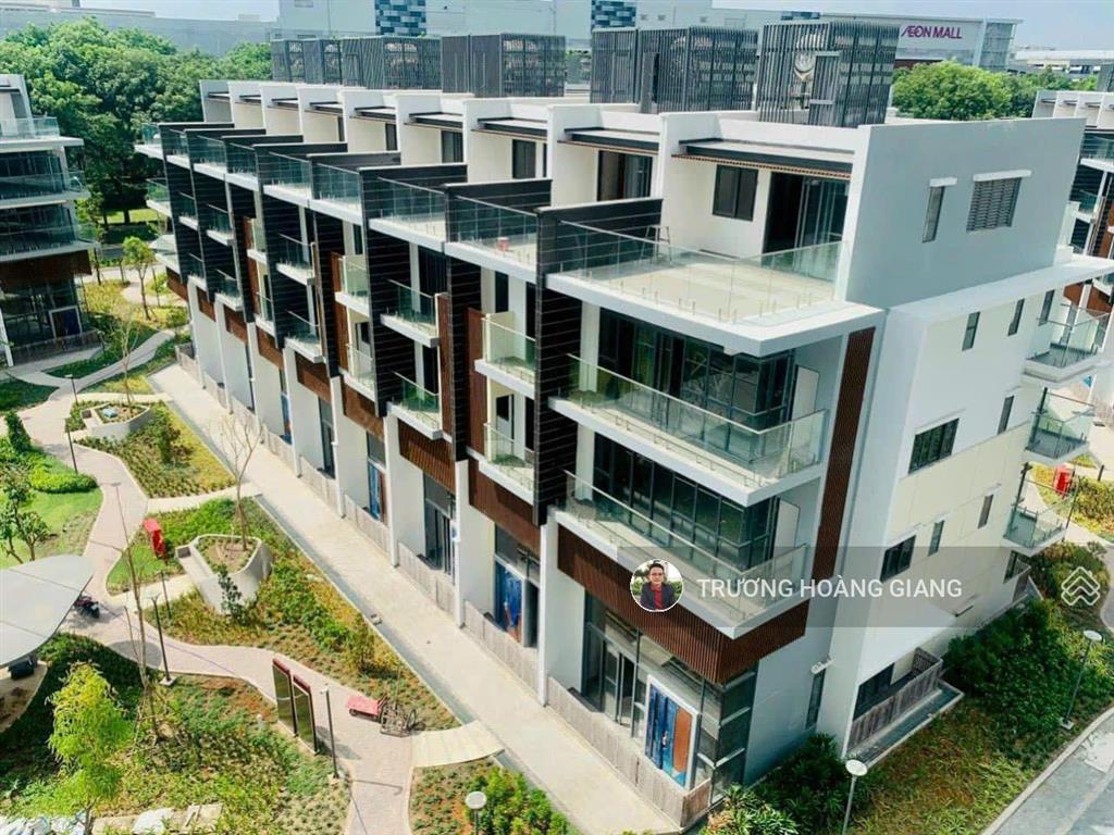 Nhà phố celadon city the glen 5  6pn, hầm để xe, thang máy gia đình, f0 cđt gamuda land