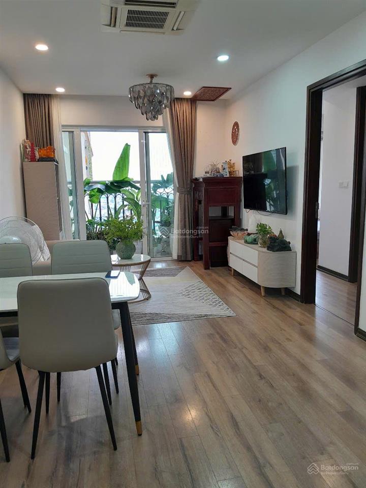 Cho thuê cc hòa bình green city, 12 triệu, 70m2, 2pn, 2wc, hàng hiếm tại vĩnh tuy, hai bà trưng, hn