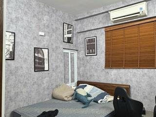 Cho thuê căn hộ 3 phòng ngủ, 3 ban công, diện tích 103m2 tại chung cư intracom 2, số 33 cầu diễn