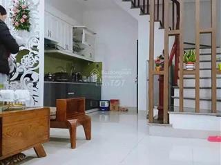 8 triệu cho thuê nhà nguyễn văn cừ  gia thụy ô tô cách 20mgần cầu chương dương long biênbig c