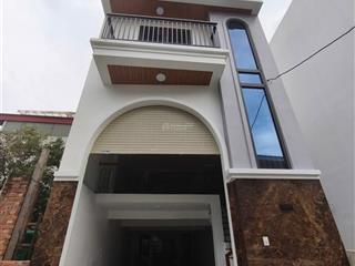 Cho thuê nhà mới ngọc thụy khai sơn long biênô tô tránh giá công viên ngọc thụy tiện ích gập tràn