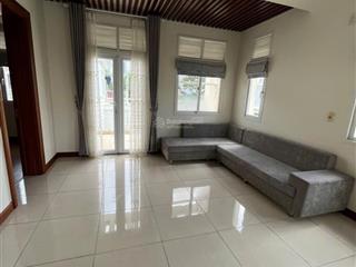 Cho thuê biệt thự 270m2 nội thất cơ bản nhà sạch sẽ vị trí đẹp an ninh 24/24 vào ở được ngay