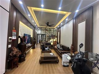 Bán nhà mặt phố trần bình trọng, 6,5 tỷ, 81m2, view đẹp, uy tín