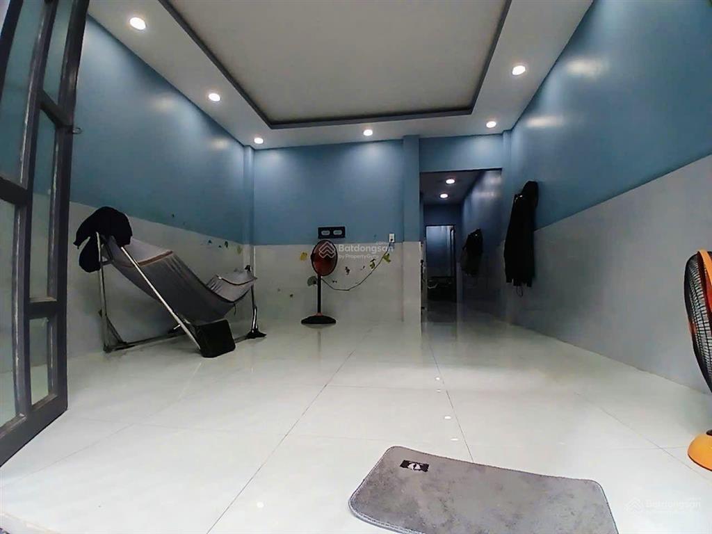 Nhà ngon đón tết 3.5 tỷ  2 tầng 3pn  ngay vinhomes q9 hxh