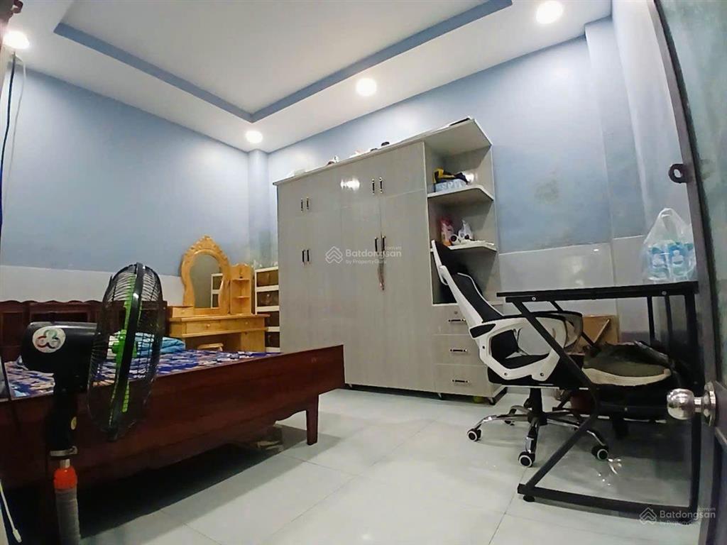 Nhà ngon đón tết 3.5 tỷ  2 tầng 3pn  ngay vinhomes q9 hxh