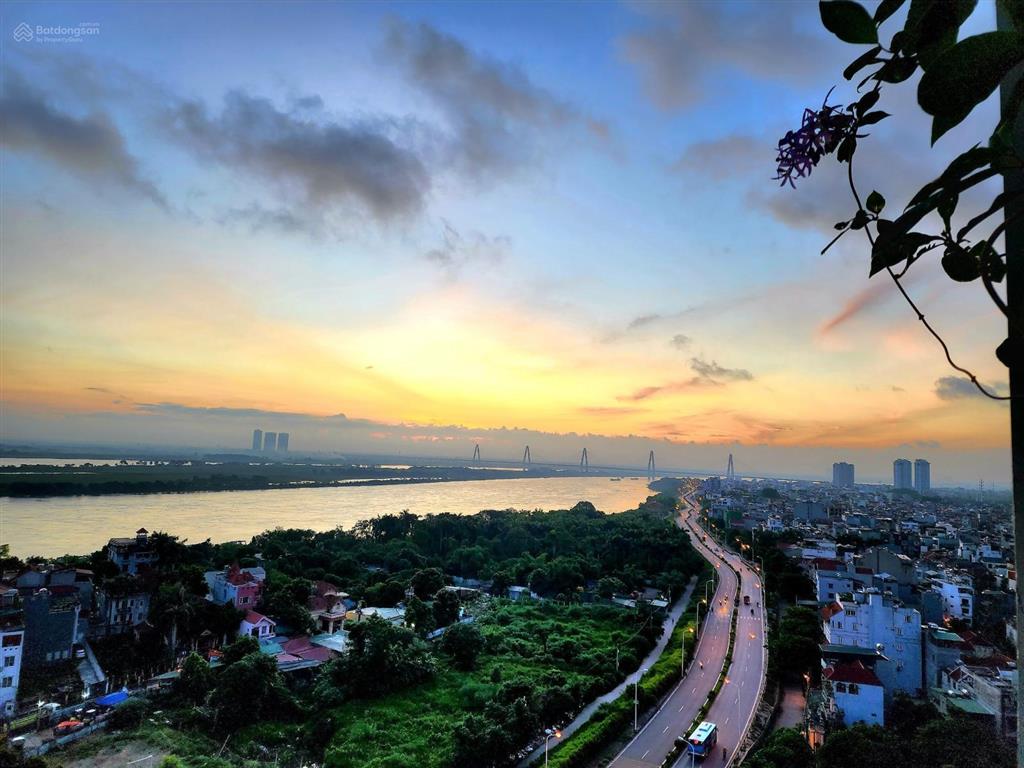 Bán căn chung cư 72,9 m2 tại tây hồ riverview, view sông hồng đẹp  thoáng mát. sổ đỏ trao tay