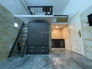 Phòng duplex  full nội thất  giá 3tr7 trống sẵn