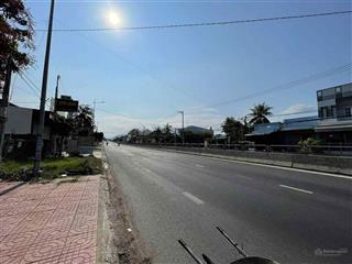 Chuyển nhượng gấp lô đất đẹp đáng để đầu tư giá chỉ 5triệu/ m2 đại lộ hùng vương cam phú cam ranh
