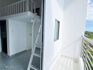 Căn studio full nội thất  cửa sổ lớn đón nắng  nằm ngay trung tâm