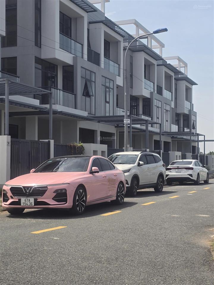 Đất biệt thự khu đô thị (đông tăng long) 160m2, giá 12ty5