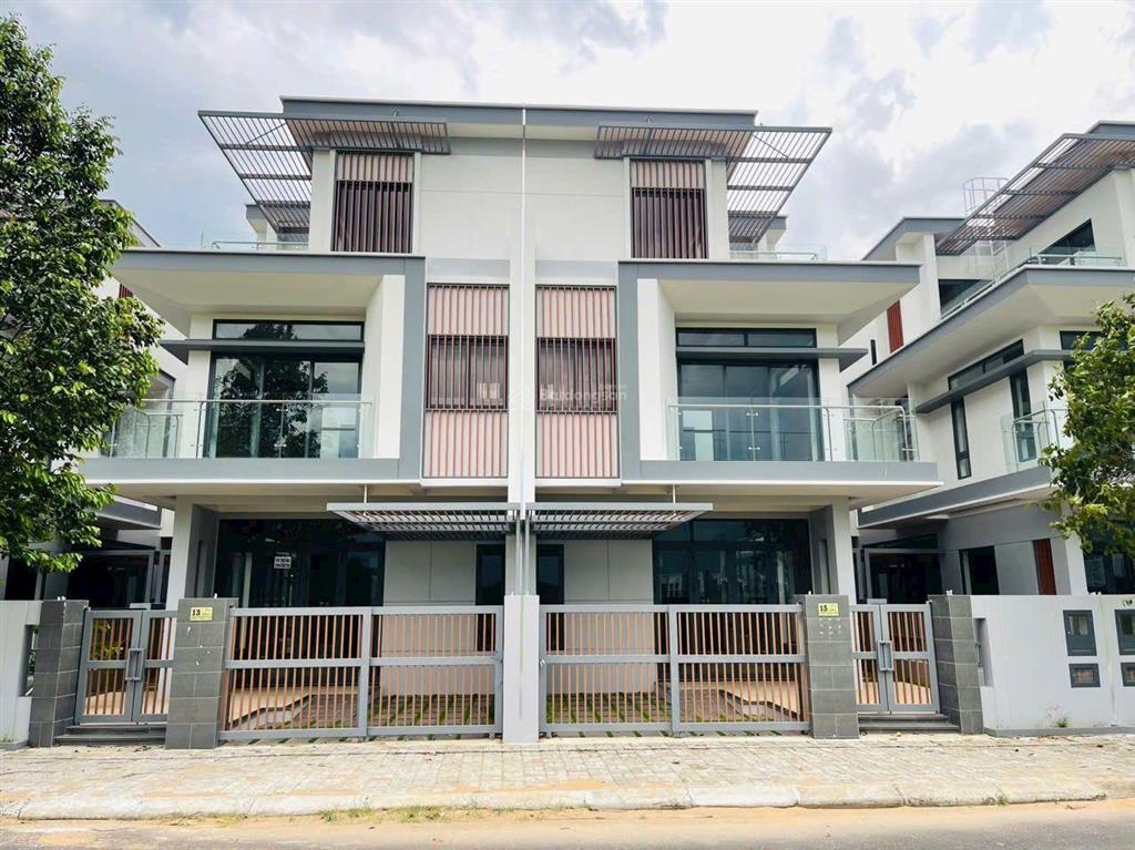 Đất nền đông tăng long, 100m2, giá 7,6 tỷ