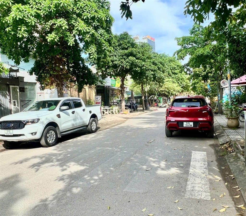 Bán đất nền dự án đảo kim cương 96m2, giá 6,5 tỷ