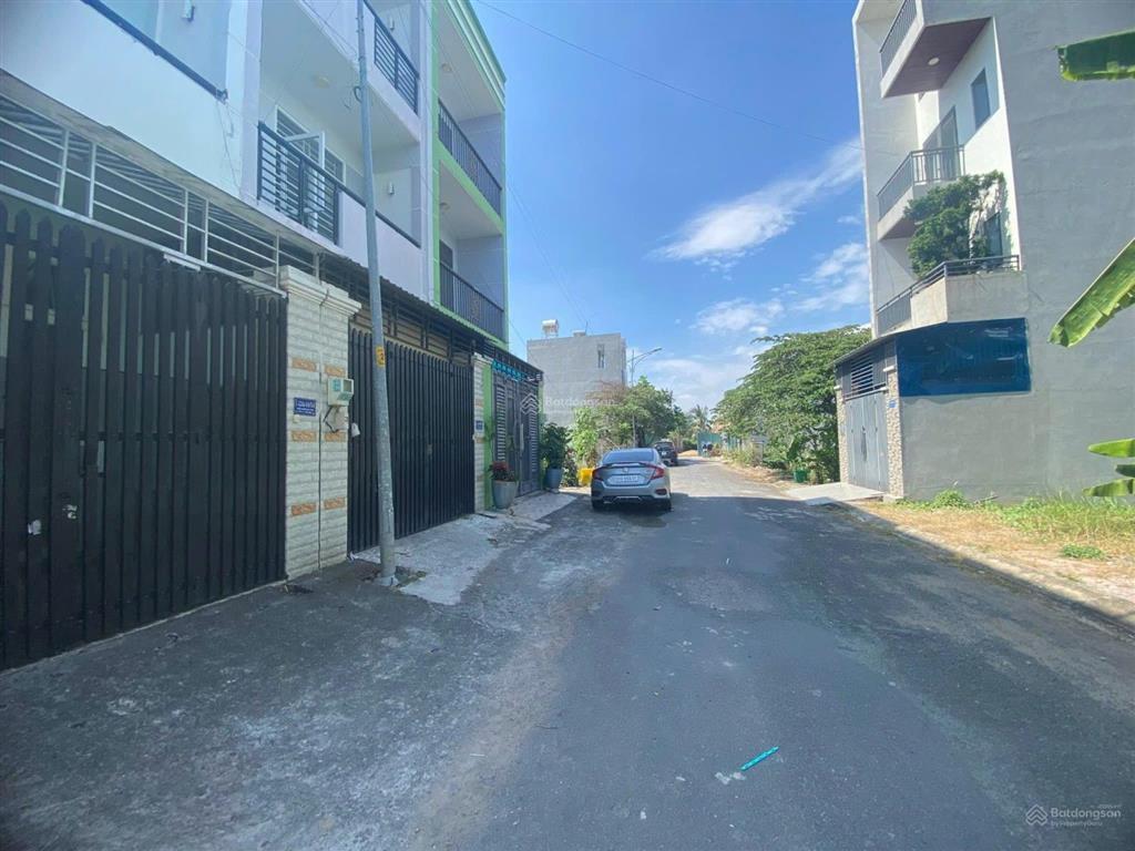 Bán đất nền dự án đảo kim cương 96m2, giá 6,5 tỷ