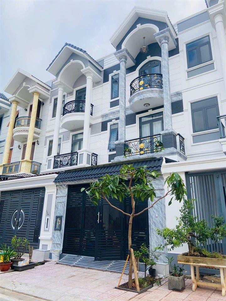 Nhà phố centana 100m2 1tr ,2lau gia 9ty5