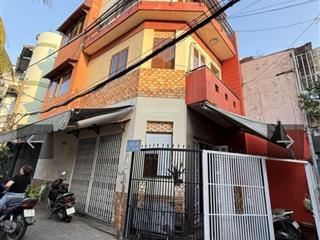Trung tâm tân bình  giáp quận 10  hẻm xe tải nhỏ  nhà 3 tầng btct.