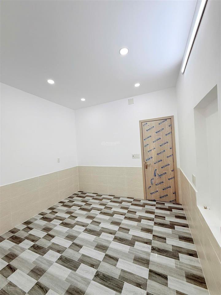 Bán nr 5pn, 3wc tại trường chinh, tân bình, chủ gấp bán giảm tiếp giá còn lại 6ty950