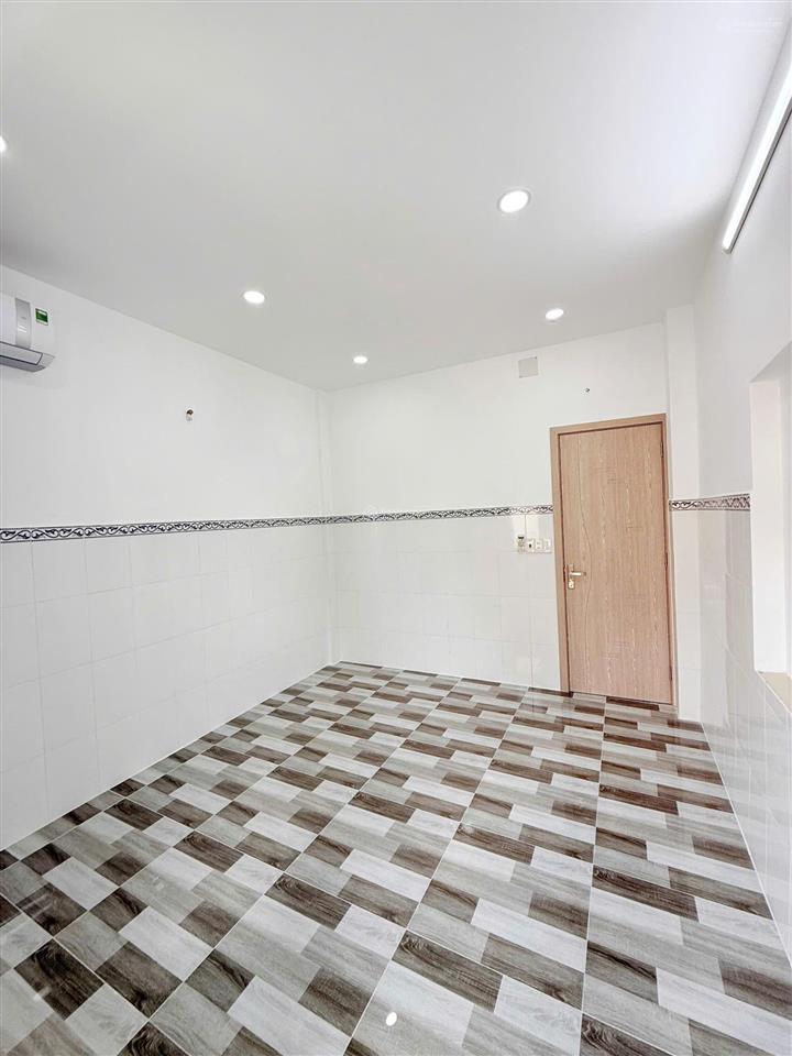 Bán nr 5pn, 3wc tại trường chinh, tân bình, chủ gấp bán giảm tiếp giá còn lại 6ty950