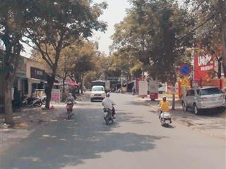 Bán nhà mặt tiền kinh doanh, 41m2, ngay bế văn cấm quận 7, shr, chủ nhiệt bán.
