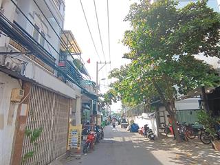 Bán nhà 3 tầng  4pn ngang 4m  hoàn công đủ  ngay trần xuân soạn quận 7  hơn 6 tỷ