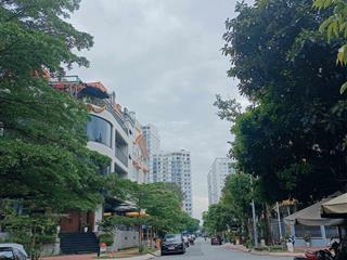 Bán đất tặng nhà siêu hiếm, 153m2, 4pn, trần xuân soạn, hàng xóm him lam q7, shr, 9.7 tỷ có tl