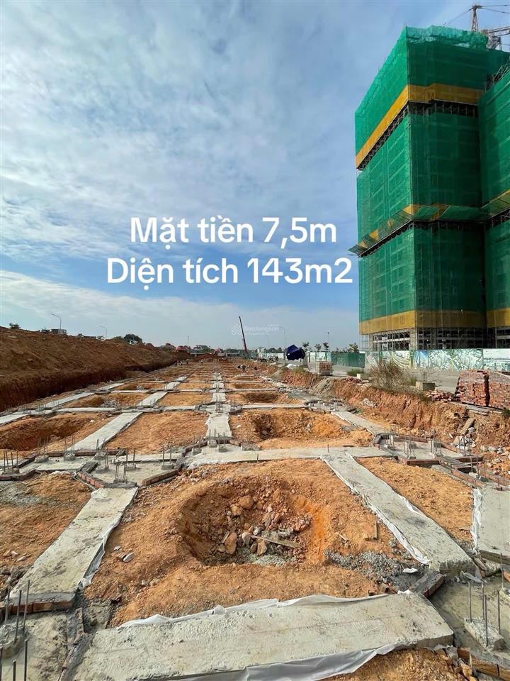 Duy nhất 1 suất ngoại giao đất nền dưới chân tòa chung cư sẵn sổ đỏ, ký hợp đồng trực tiếp cđt