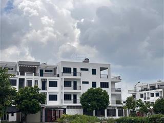 Bán nhà 4 tầng 98m2 tại khu đô thị mới xuân hòa, 46tr/m2 5pn, 4wc