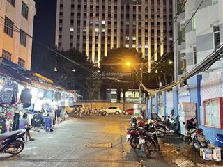 Bán nhà mặt phố nguyễn trãi, 220 tỷ, 700m2, 8 phòng ngủ, 7 toilet, quận 1, hcm chỉ với