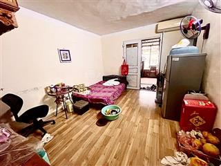 Hàng hiếm tại bán gấp căn nhà tập thể 85m2, 3,68 tỷ ở thái thịnh, đống đa, hà nội