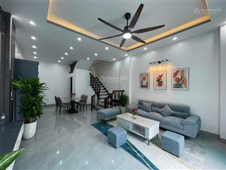 Cầu diễn  5 tầng mới koong  ô tô  dân xây  hơn 6 tỷ