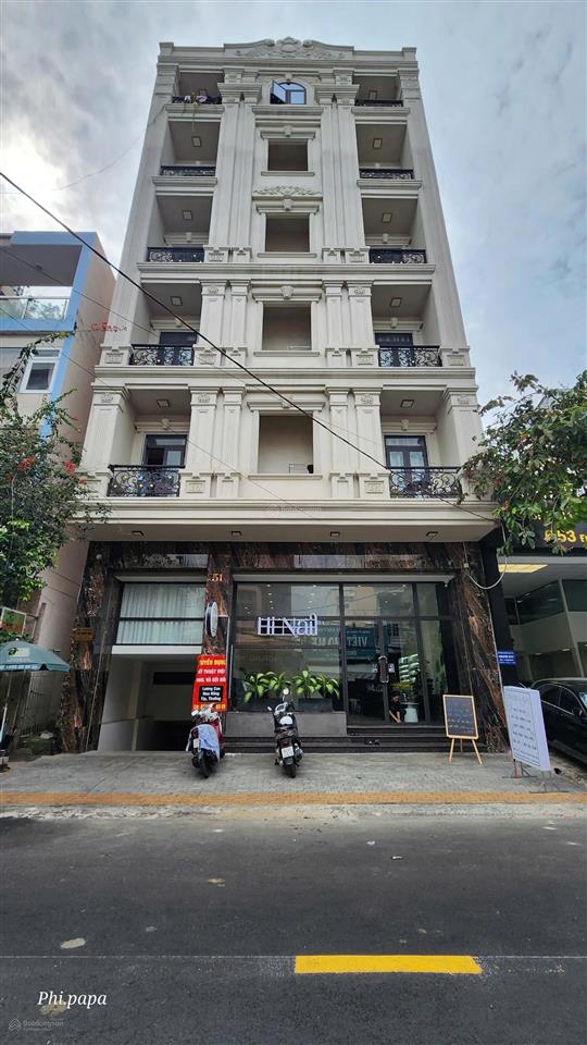 Chdv/ks 300tr/th 42 phòng ngay phố ẩm thực phan xích long (9x20m) 6 tầng giá 50 tỷ