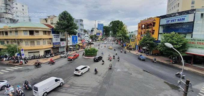 Vị trí rất đẹp! bán nhà góc 2mt an dương vương  trần phú quận 5 (10x20m) 3t tn 250tr/th giá 50 tỷ